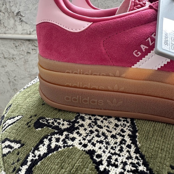 Adidas Gazelle Women's Pink Suede Sneakers with White Stripes - Picture 4 of 8
